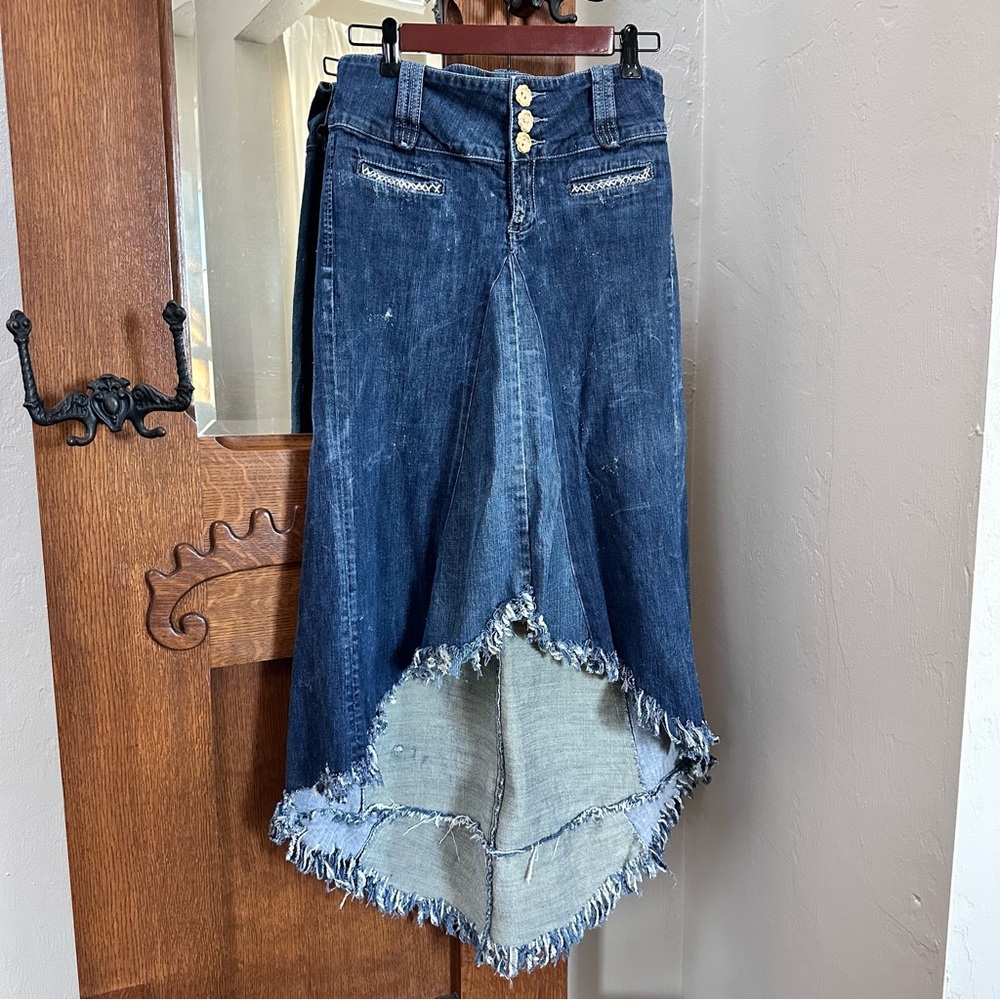 Kut from the Kloth Blue High-Low Denim Skirt